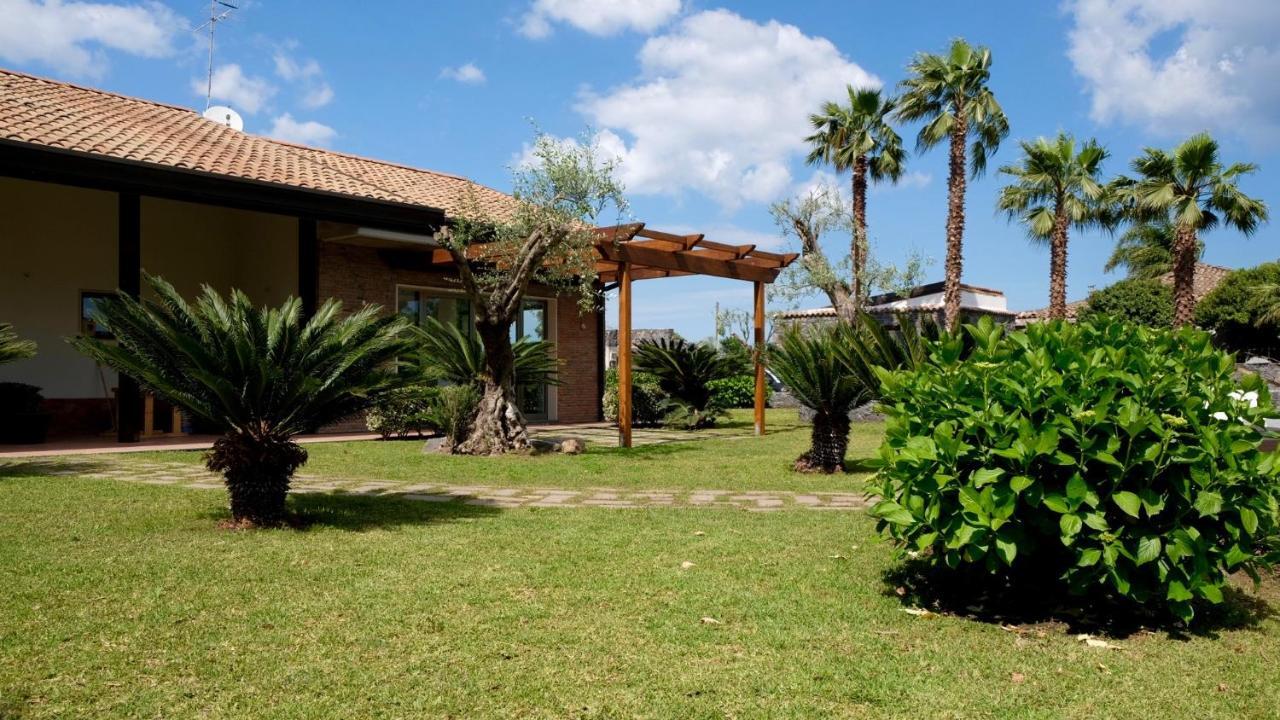 Holiday Homes Borgo Papardo Giarre Esterno foto