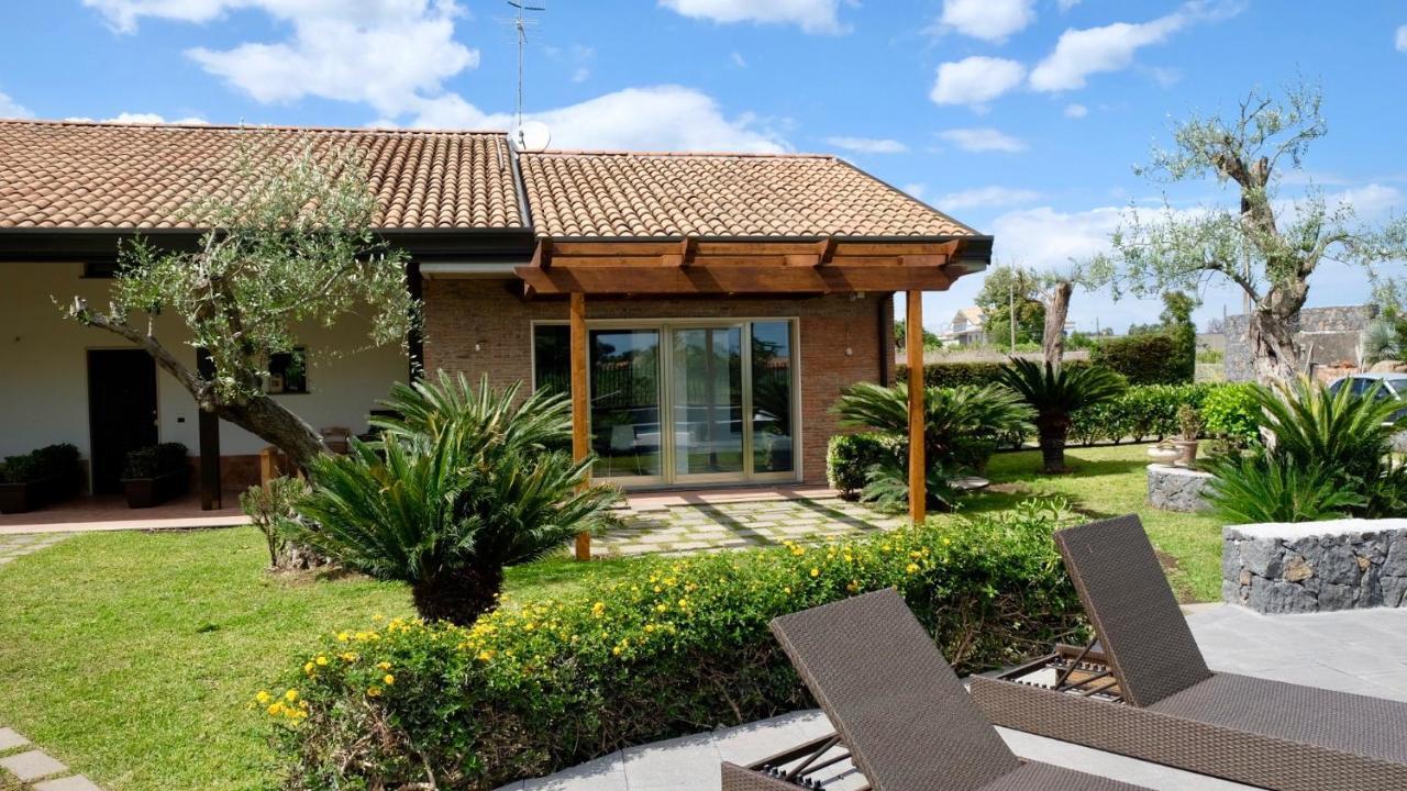 Holiday Homes Borgo Papardo Giarre Esterno foto